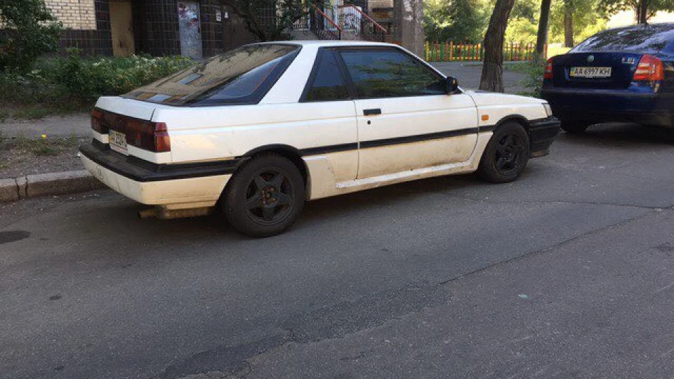 Nissan Sunny КОСМОС з 80-х 4