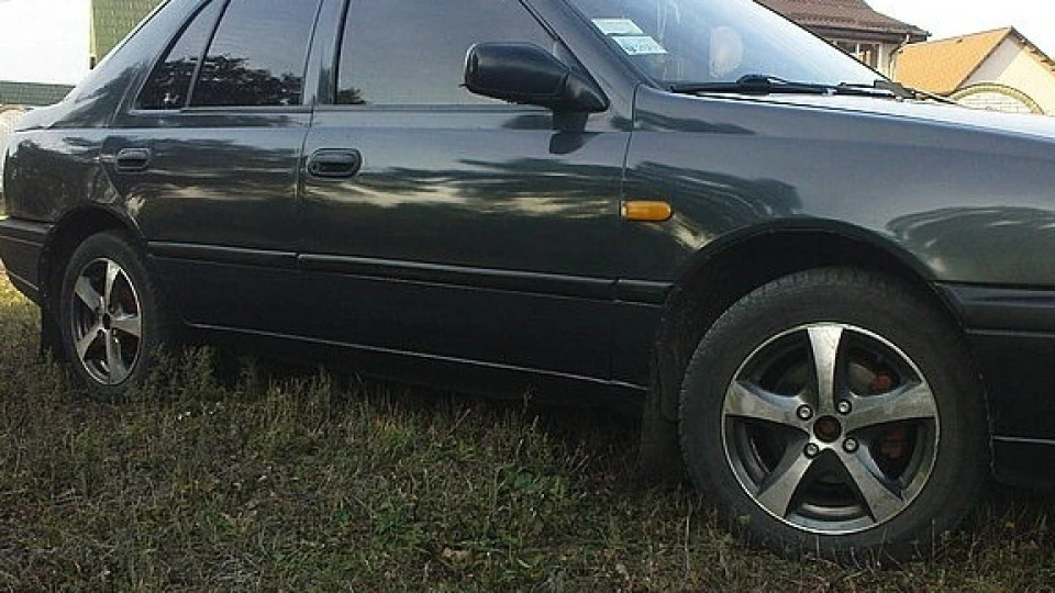 Nissan Sunny Liftback