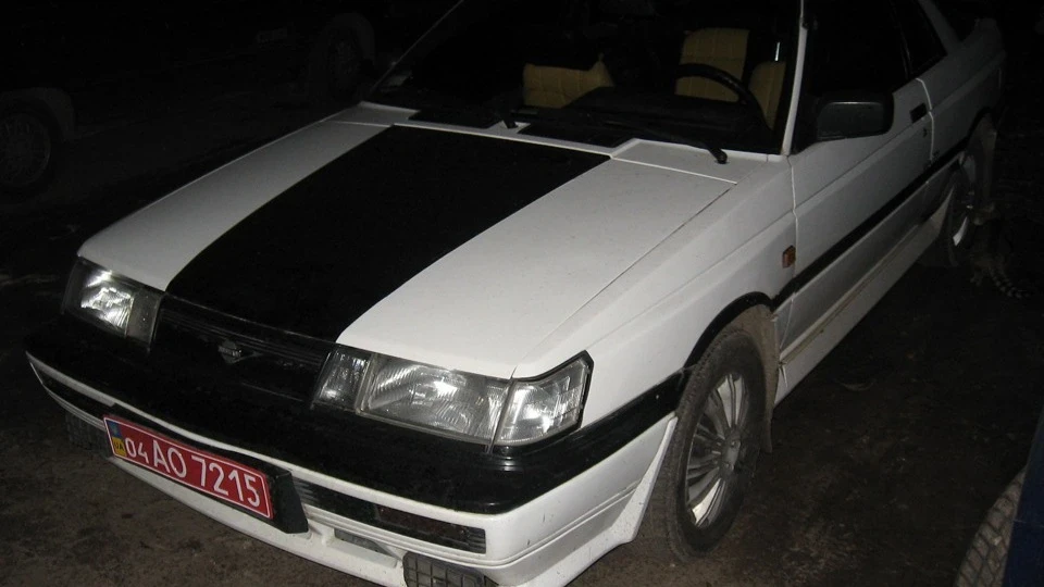 Nissan Sunny RZ-1 4