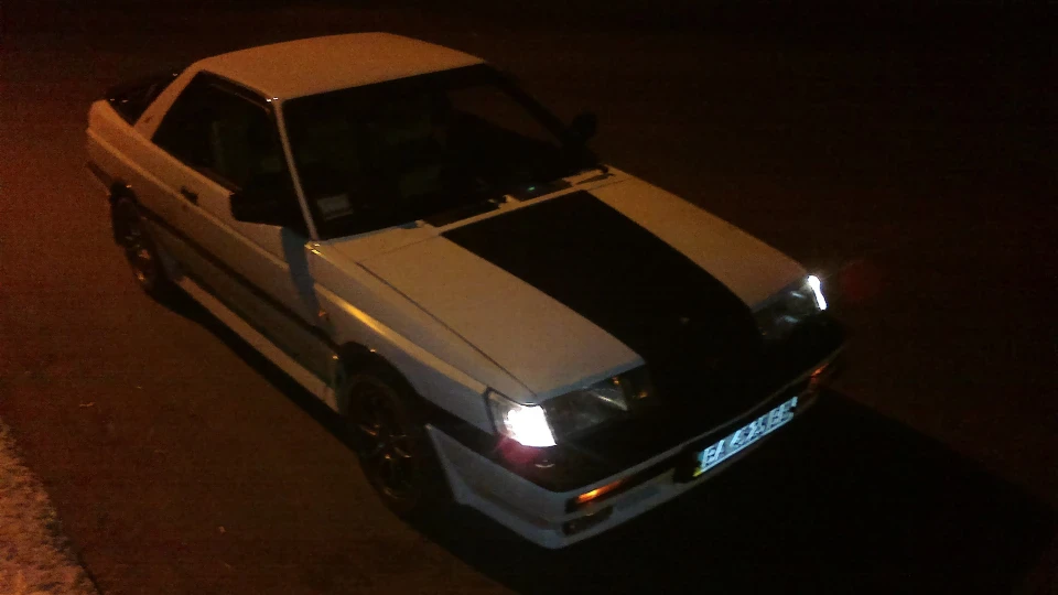 Nissan Sunny RZ-1 2