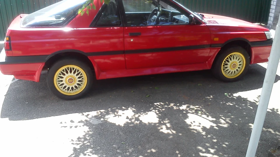 Nissan Sunny RZ1 / 1.6 twincam CA16DE 2