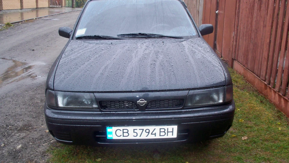 Nissan Sunny Сірий кардинал 4