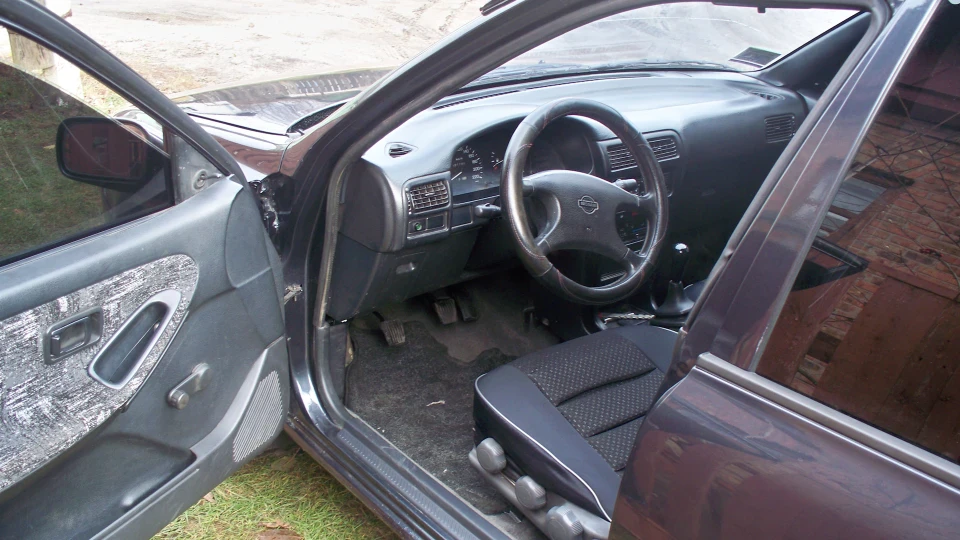 Nissan Sunny Сірий кардинал 5