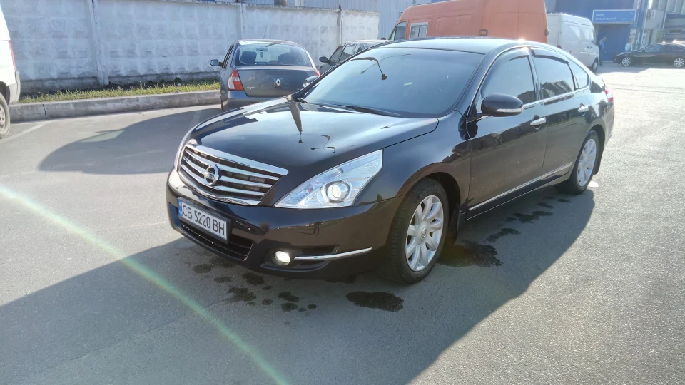 Nissan Teana