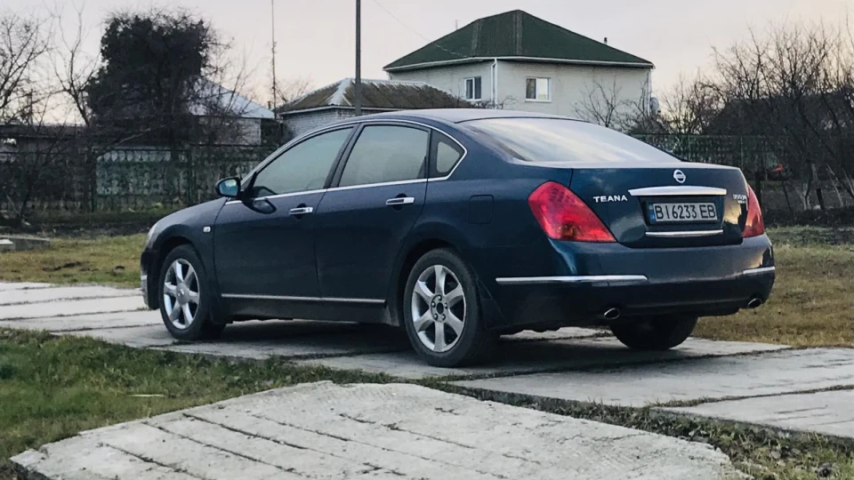 Nissan Teana 3