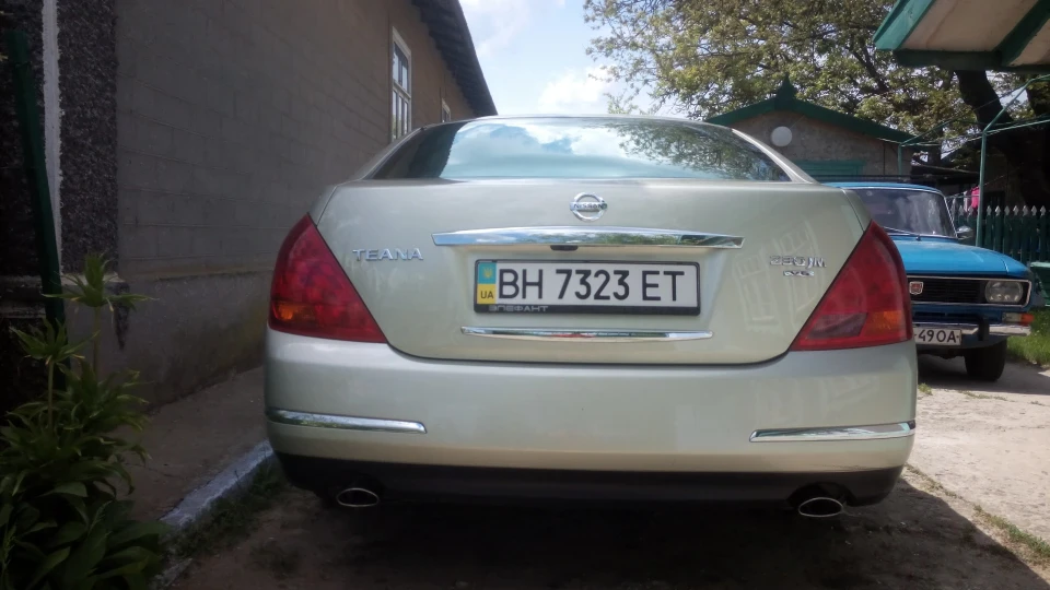 Nissan Teana 5