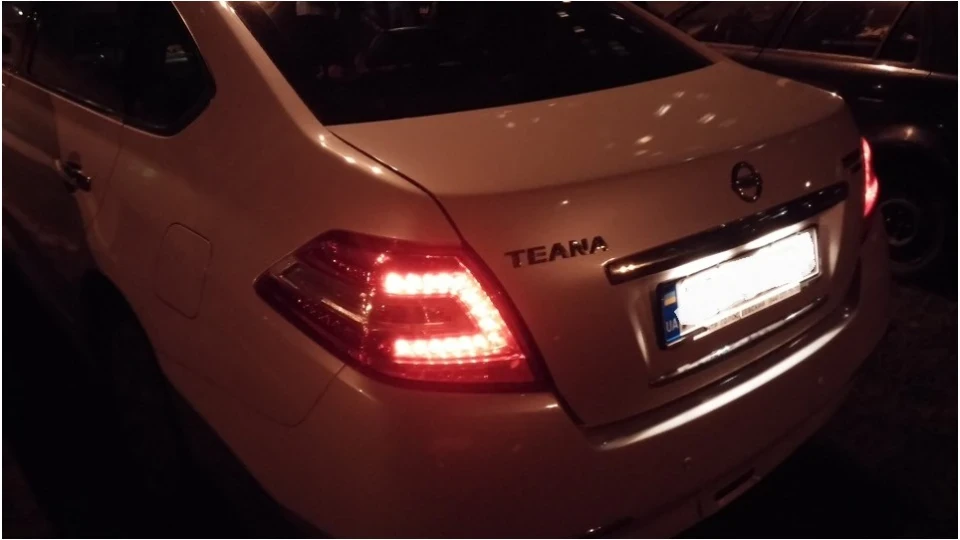 Nissan Teana 2.5 XL 2