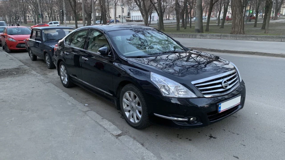Nissan Teana 3.5 VX 2