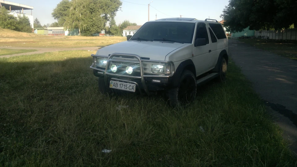 Nissan Terrano 2