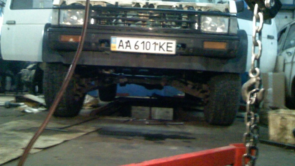 Nissan Terrano Ganesha 2