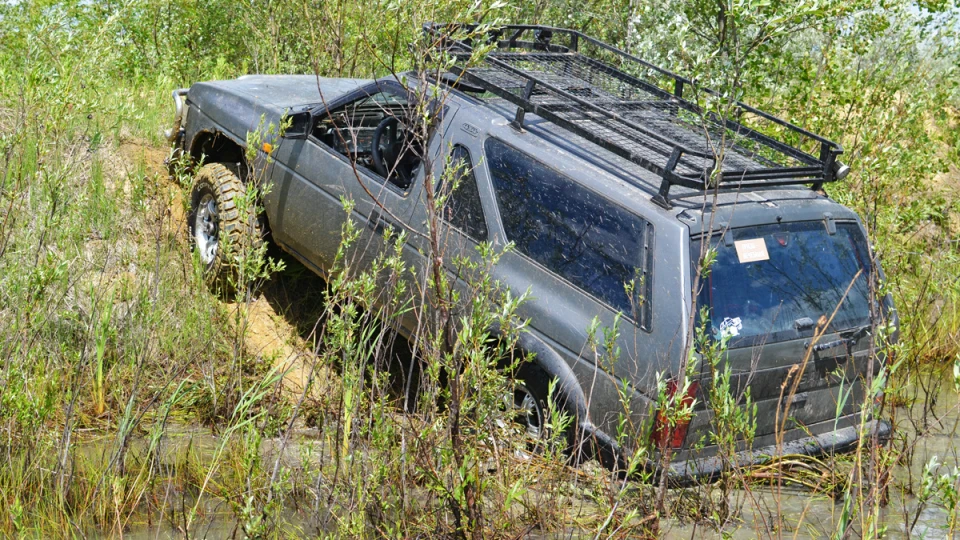 Nissan Terrano КА24Е 3