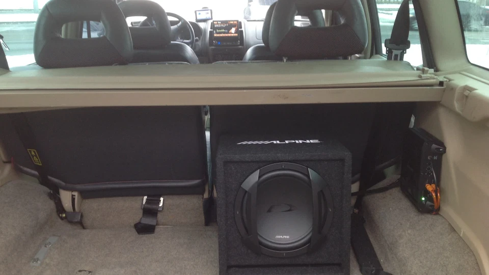 Nissan Terrano Loud'n'Proud 4