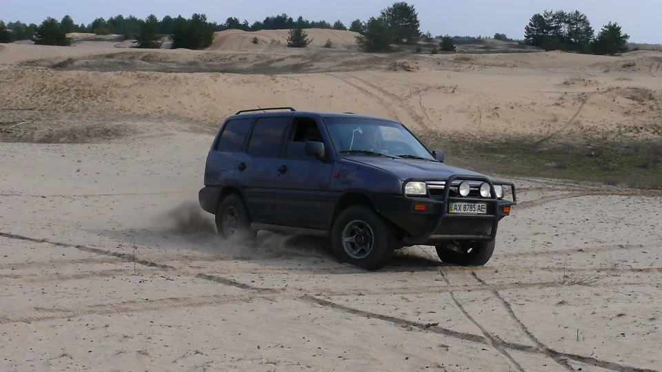 Nissan Terrano НіссаноФорд TD27T 5