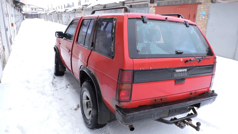 Nissan Terrano RED TERRANO 5