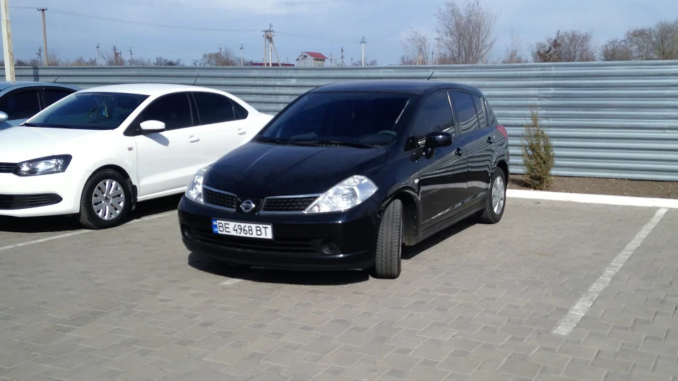 Nissan Tiida 2