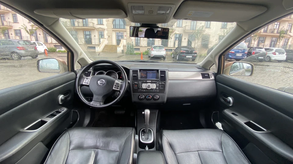 Nissan Tiida