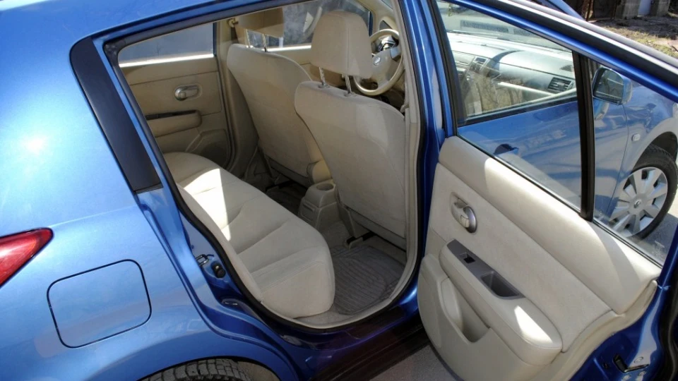 Nissan Tiida 5
