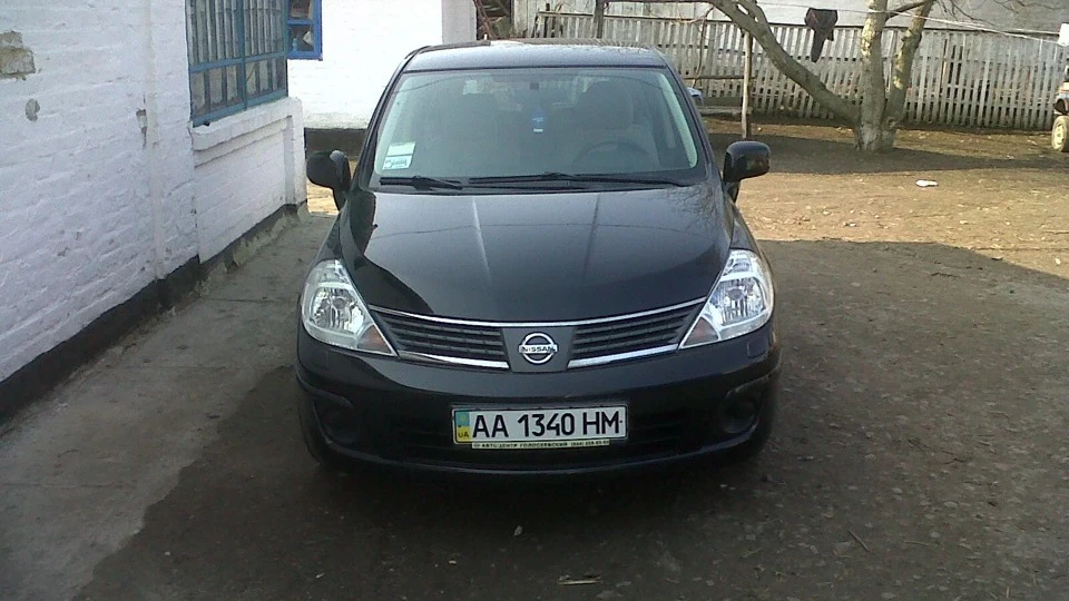 Nissan Tiida ティーダ 3