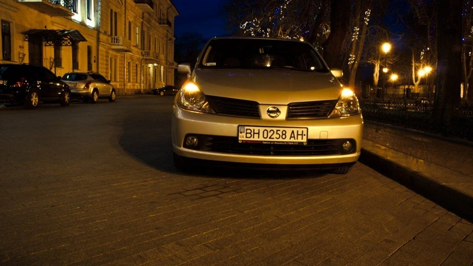 Nissan Tiida 5