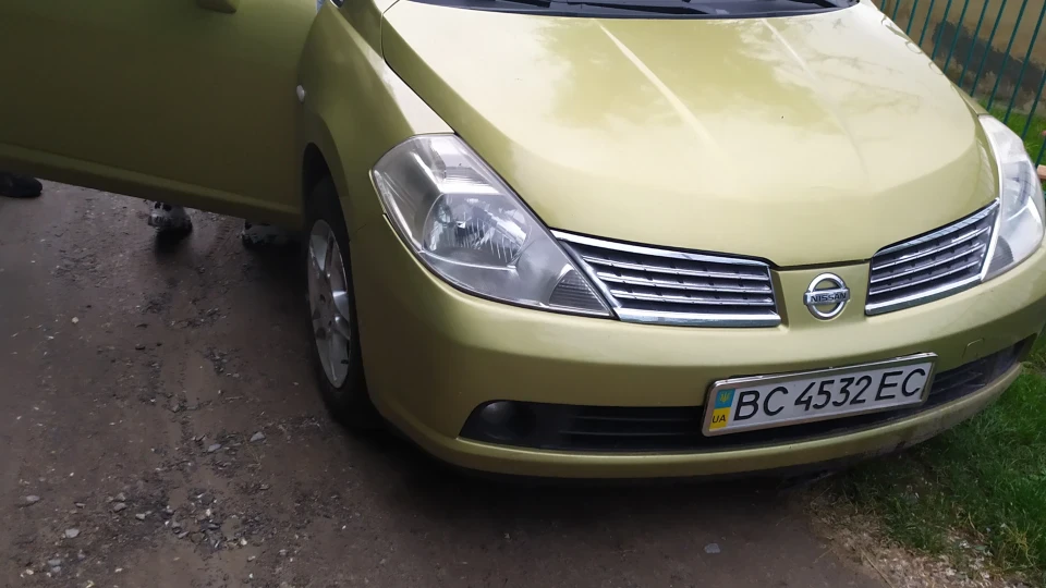 Nissan Tiida