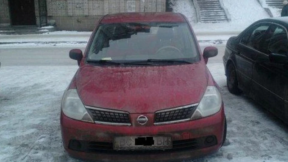 Nissan Tiida 1.6 5
