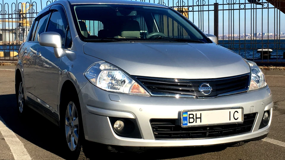 Nissan Tiida 1.6AT
