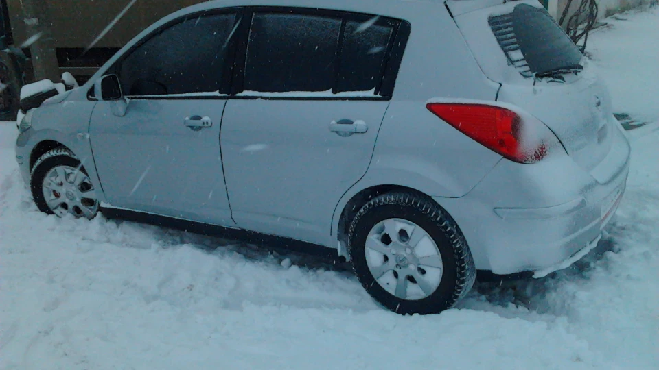 Nissan Tiida 1.8 МЕКСИКАНОЧКА 3