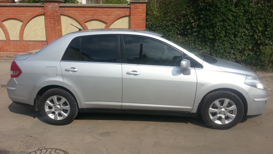 Nissan Tiida AIR MEXICO 3