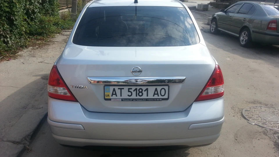 Nissan Tiida AIR MEXICO 5