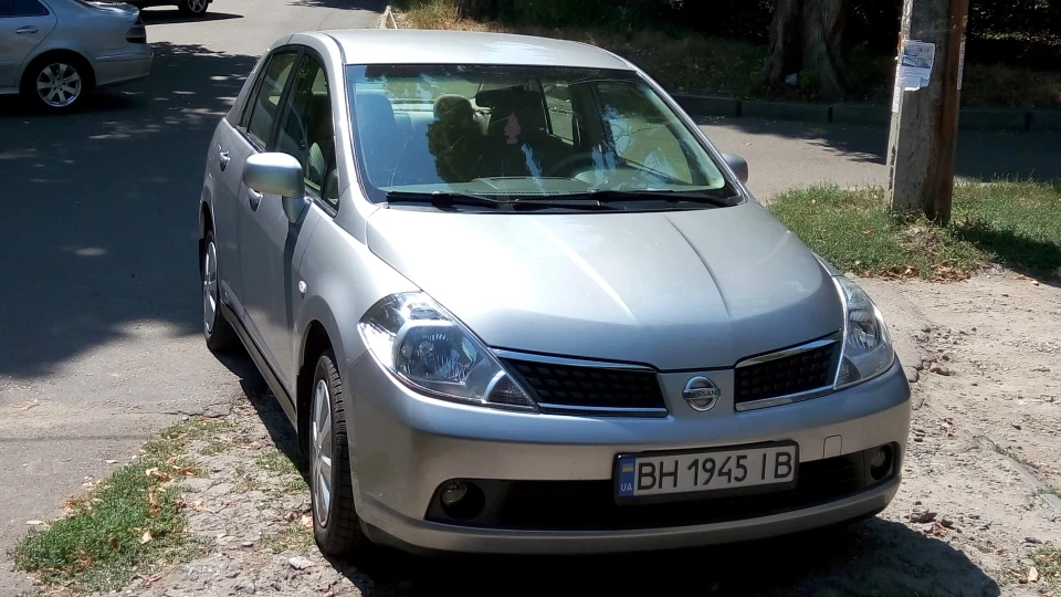 Nissan Tiida AISI