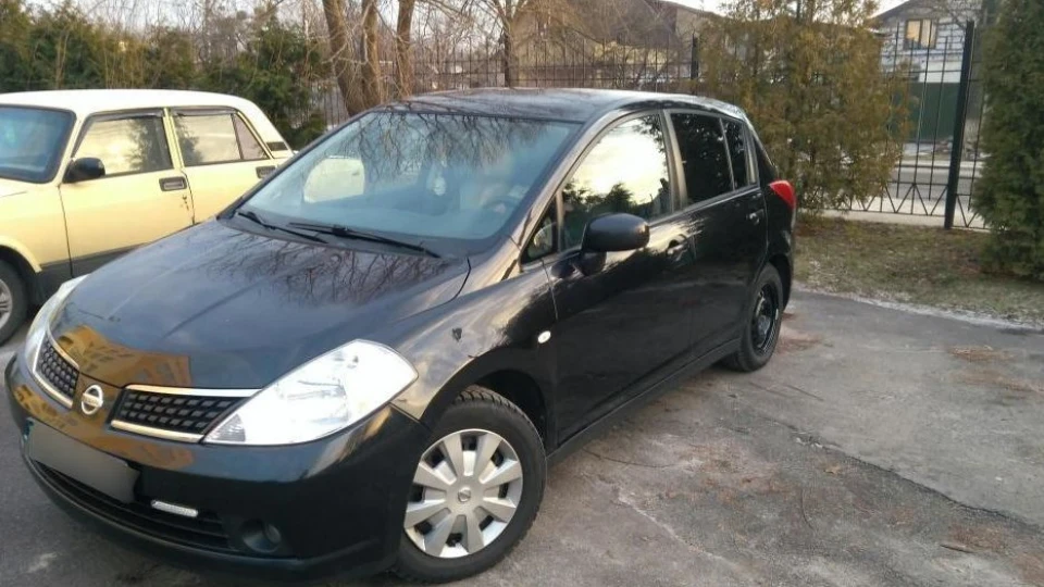Nissan Tiida Arabic 2