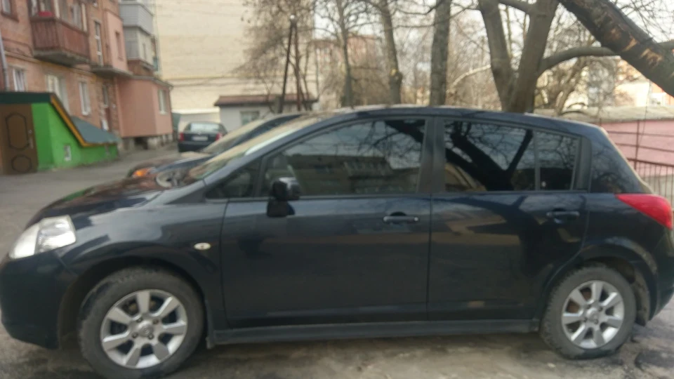 Nissan Tiida Арабка Тьотя Ліда 2