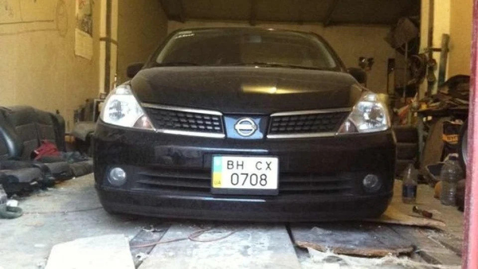 Nissan Tiida LOW NO FAT CHICKS