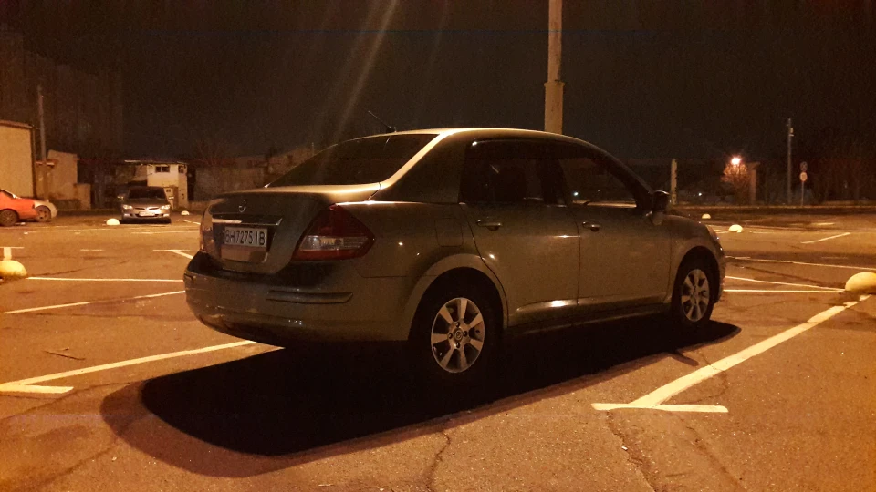 Nissan Tiida OLIVE