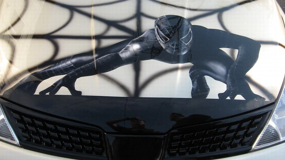 Nissan Tiida Spider-Man (THE DARK) 4