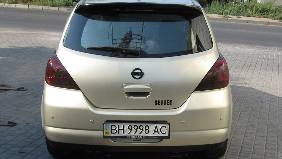 Nissan Tiida Spider-Man (THE DARK) 5