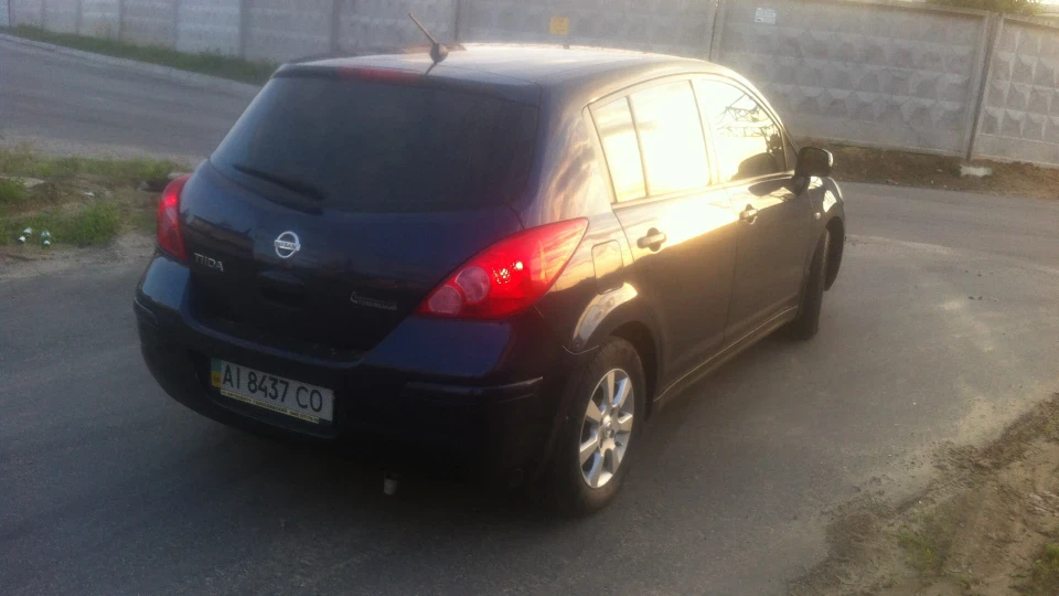 Nissan Tiida Staff 3