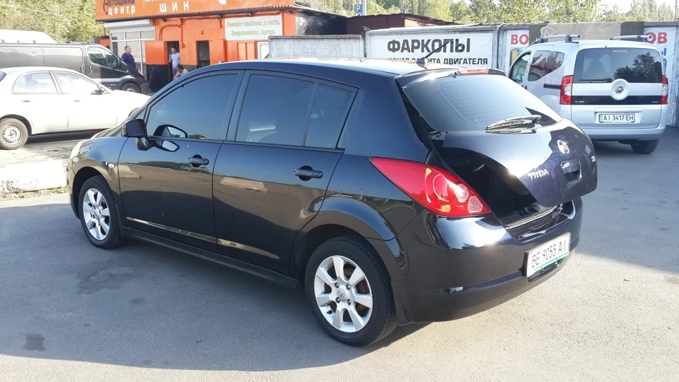 Nissan Tiida T2DA 5