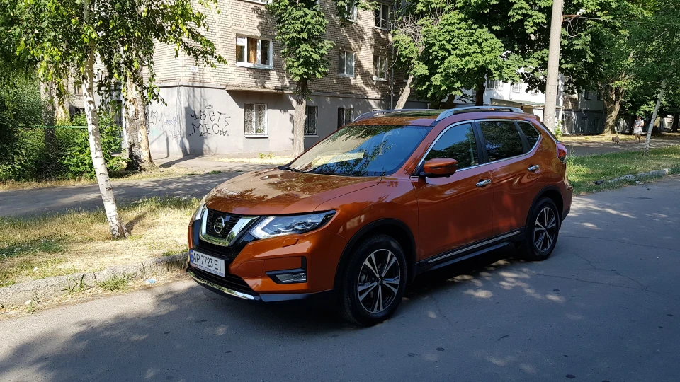 Nissan X-Trail 1.6 dCi 2wd CVT Orange 3