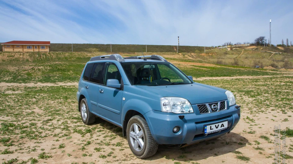 Nissan X-Trail 2.5 AT Elegance-restyle 4