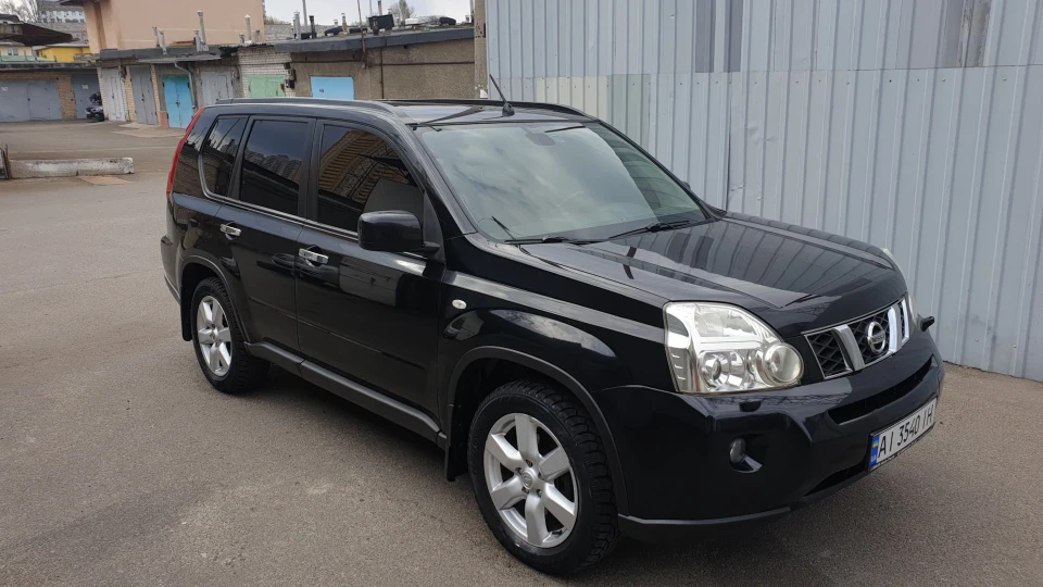 Nissan X-Trail 2.5 cvt 3
