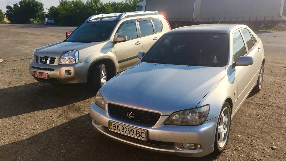 Nissan X-Trail 2.5 MCVT 2