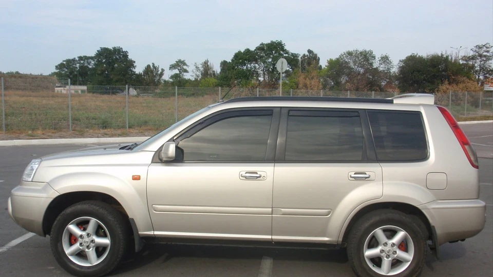 Nissan X-Trail 2.5 2