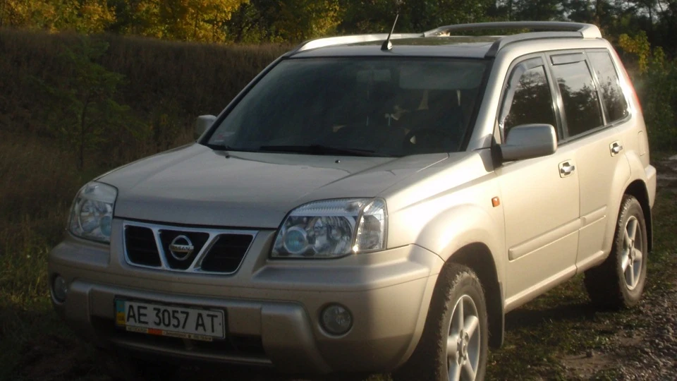 Nissan X-Trail 2.5 4