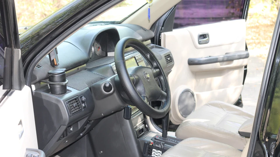 Nissan X-Trail - BLACK OWL - 4