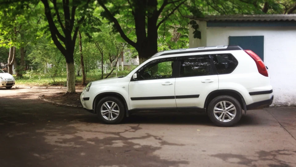 Nissan X-Trail cdi 2.0 турбо 2