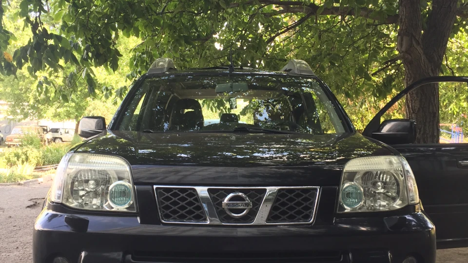 Nissan X-Trail ЧОРНИЙ-BLACK 2