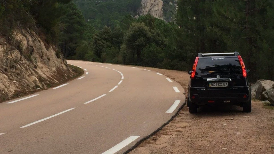 Nissan X-Trail elegans 2
