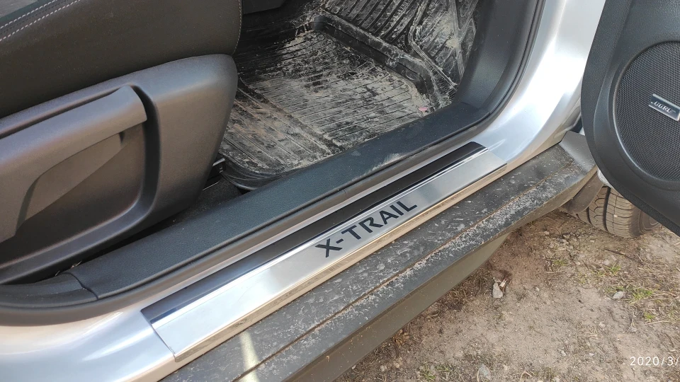 Nissan X-Trail металлік 1,6 d мкпп 4