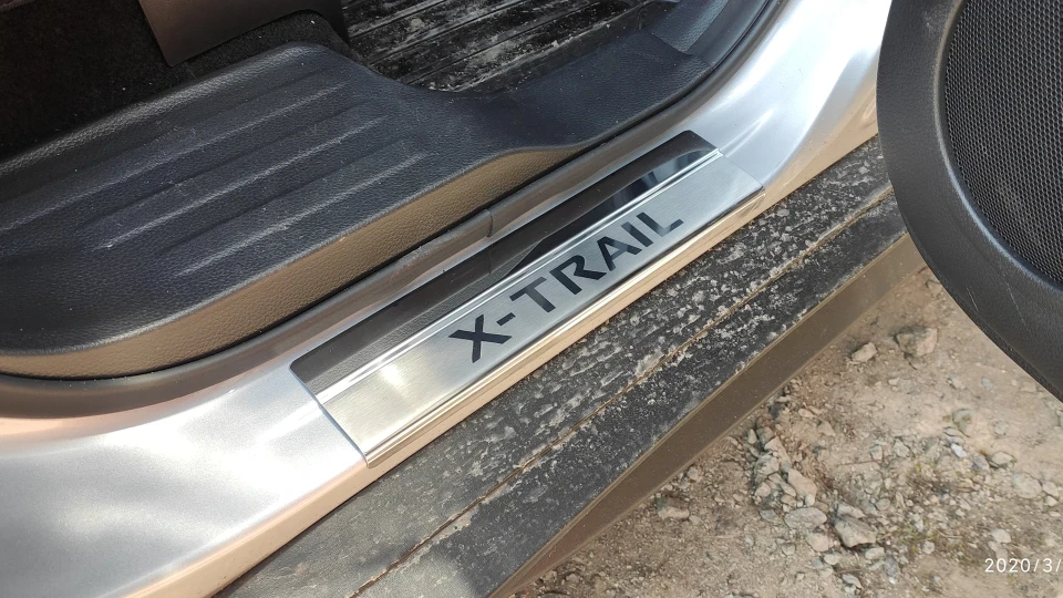 Nissan X-Trail металлік 1,6 d мкпп 5